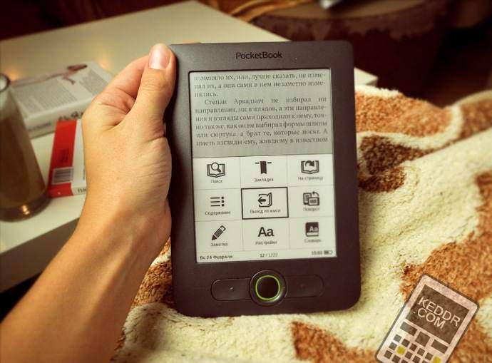 PocketBook Basic 613 - вид спереди