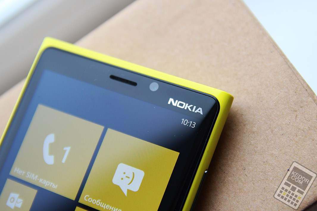 Динамик и фронтальная камера в Nokia Lumia 920