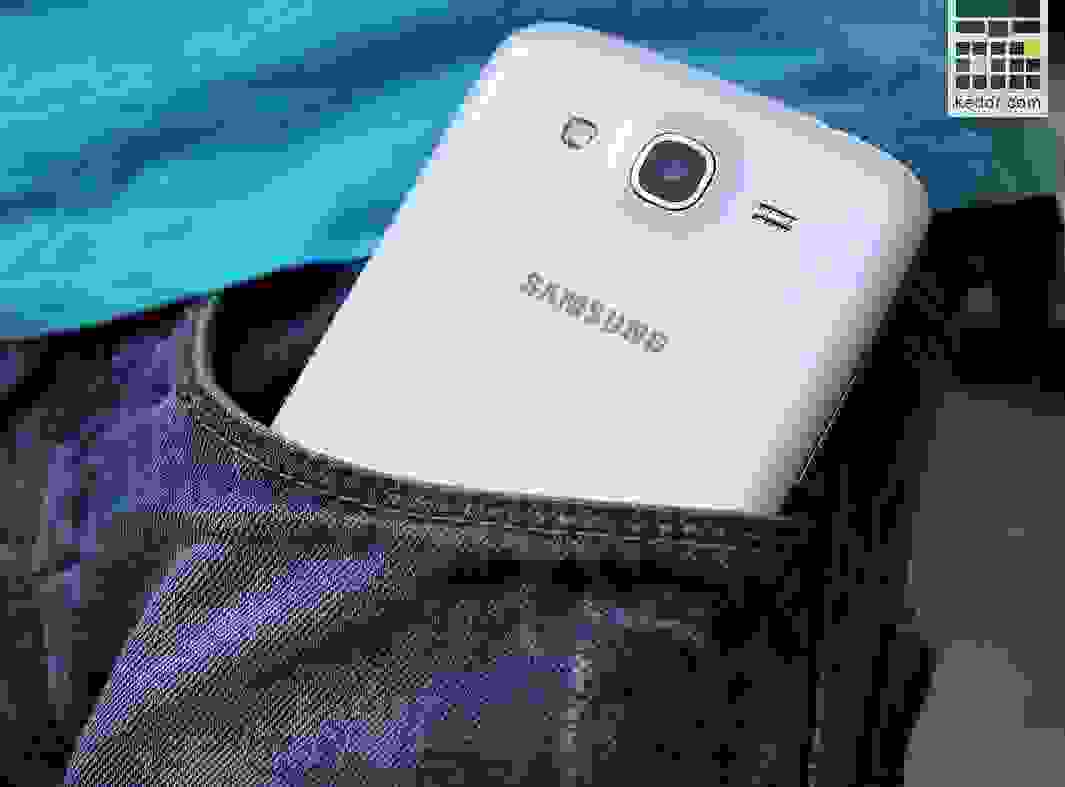 Samsung Galaxy Mega 5.8 Duos в кармане