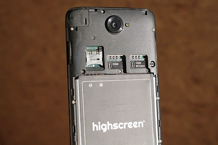 Задняя сторона Highscreen Omega Prime XL без крышки