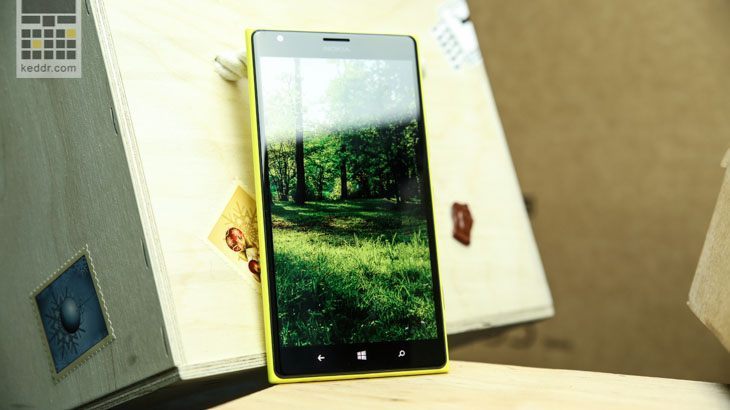 Дисплей в Nokia Lumia 1520