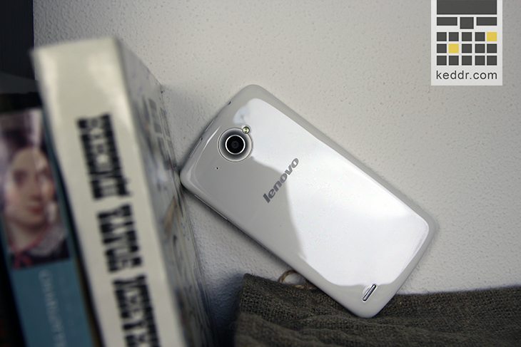 Lenovo IdeaPhone S920 - основная камера