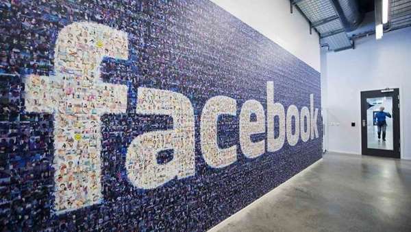 Facebook разработают новую социальную сеть для офисов