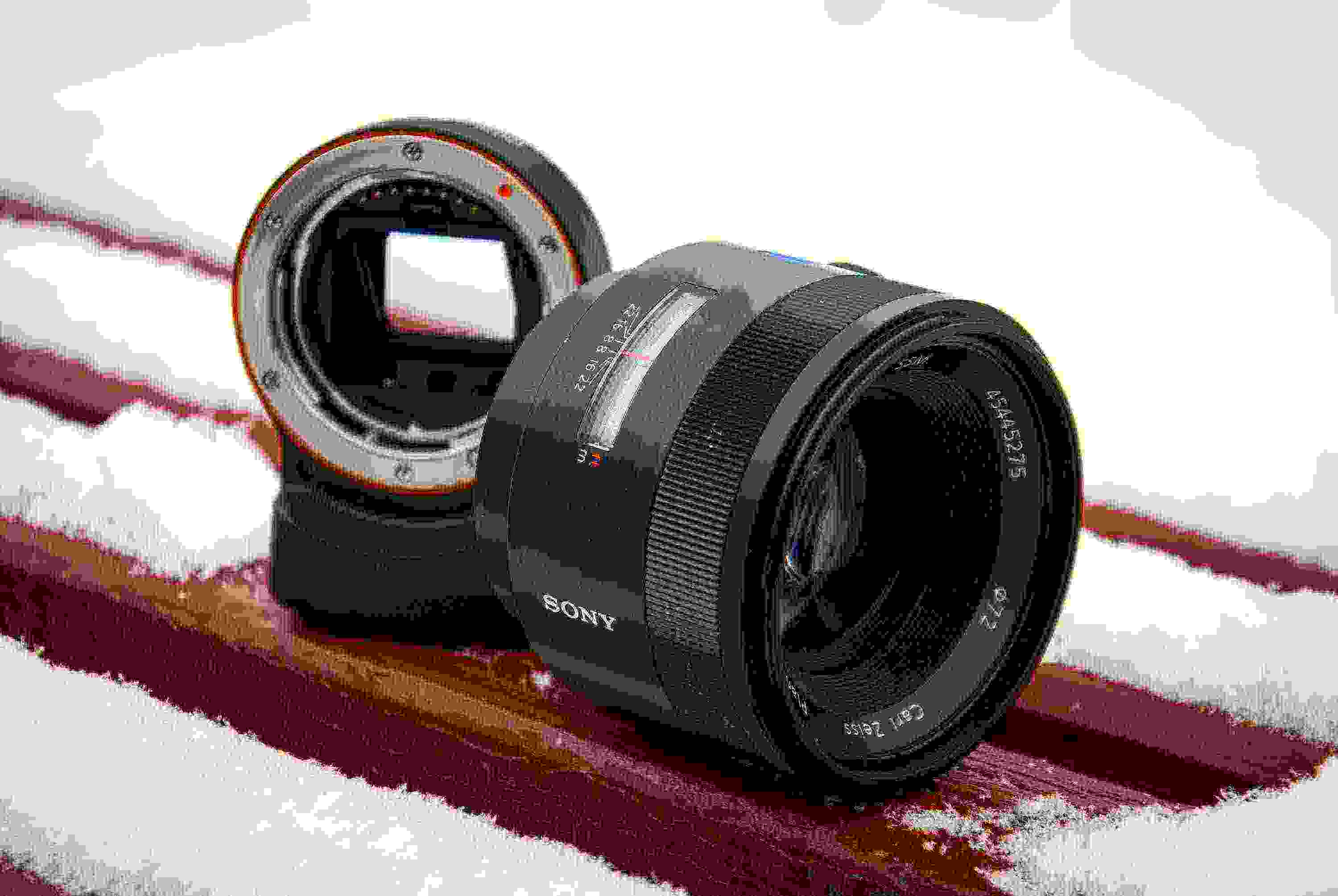 Обзор Sony Carl Zeiss Planar T* 50mm f1.4 ZA SSM. Светосильный полнокадровый «полтинник» премиум-класса, установленный через переходник на беззеркалку