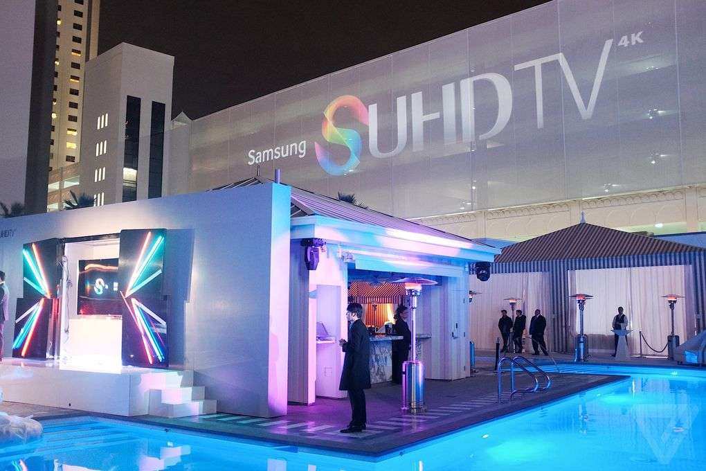 CES 2015. Samsung показала новые телевизоры с UHD и технологией квантовых точек
