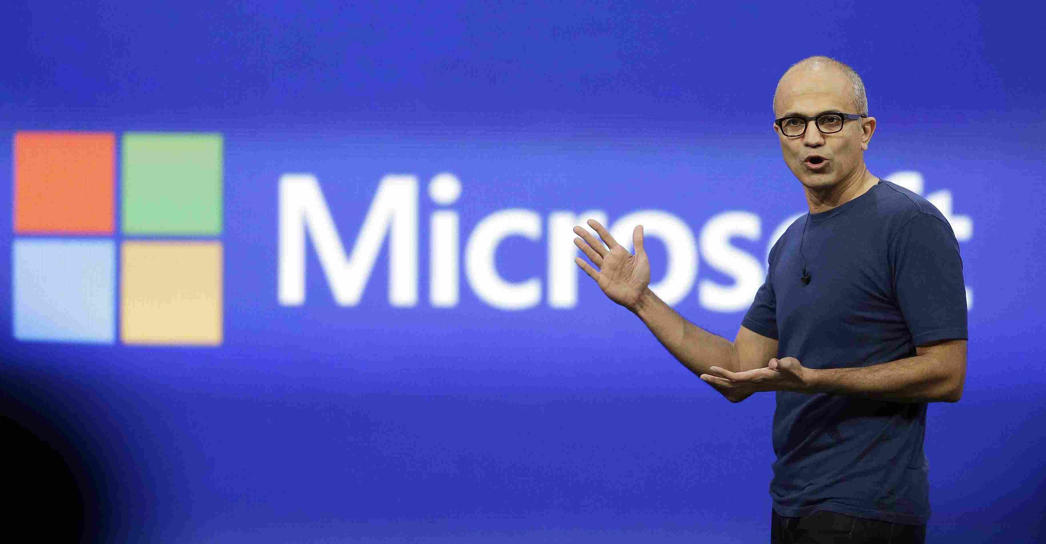 Акции Microsoft падают, несмотря на анонс Windows 10