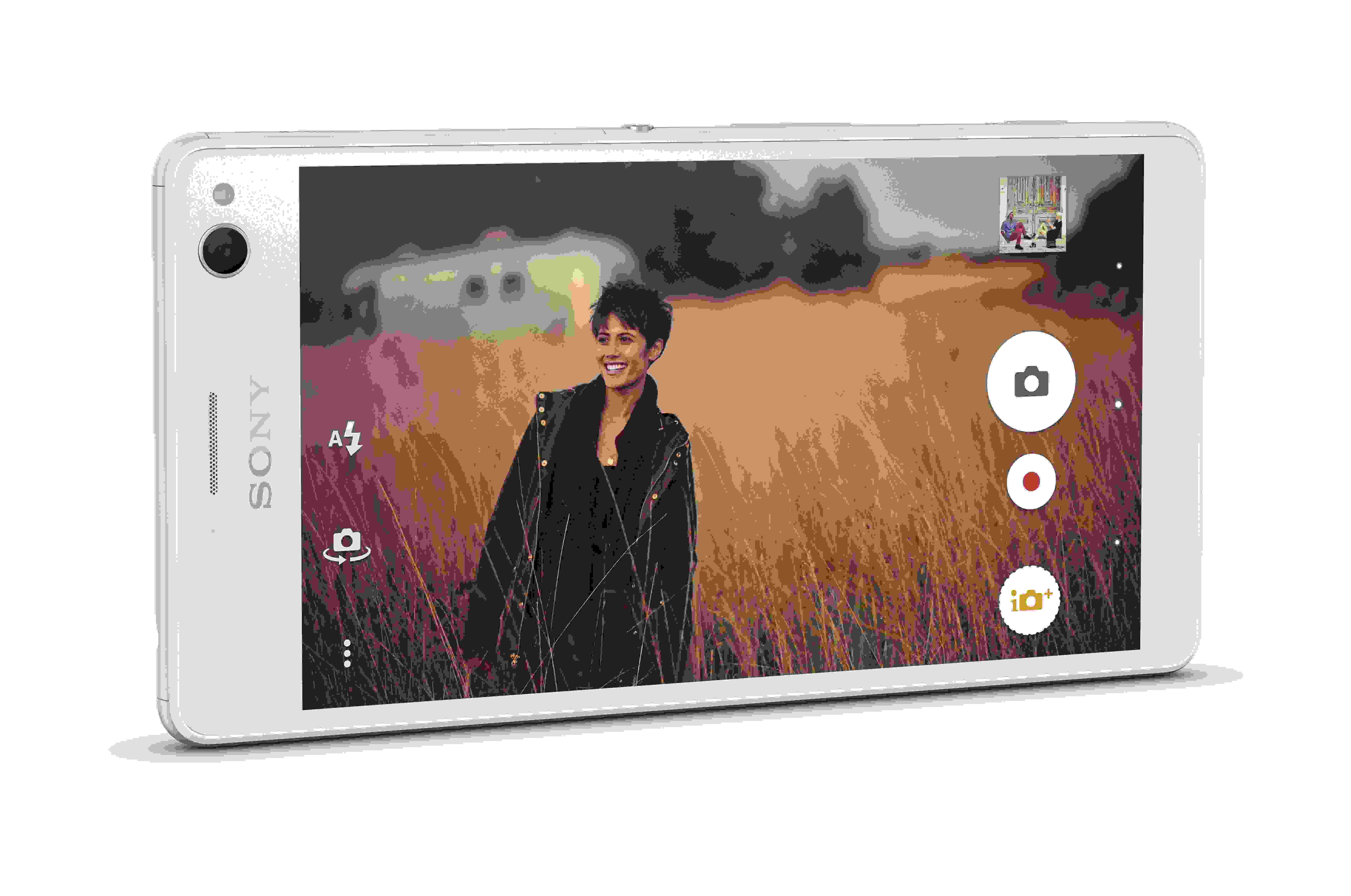 Sony Xperia C4 – смартфон, созданный для “селфи”