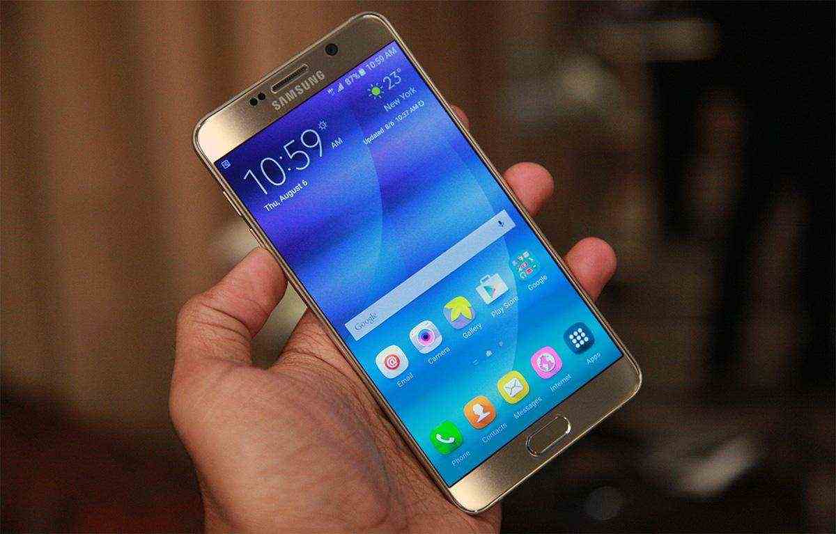 Samsung показала два фаблета: Galaxy Note 5 и Galaxy S6 Edge Plus