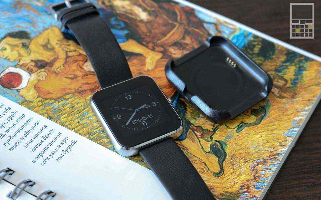 Подлинность apple watch. Паленые Эппл вотч. Часы Apple поделка.