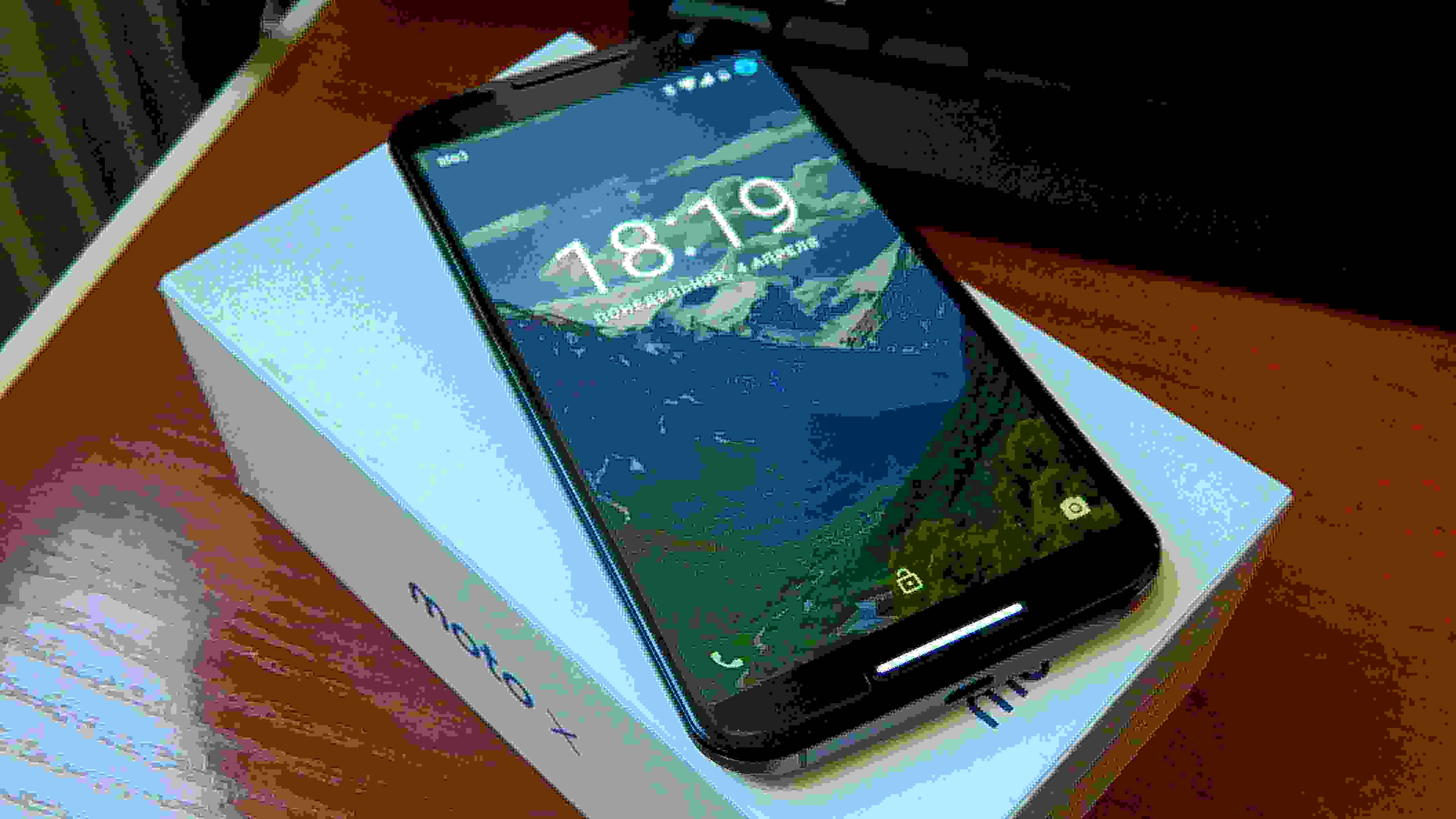 Motorola Moto X2 – обмануть систему, или дешевый флагман со свежим андроидом