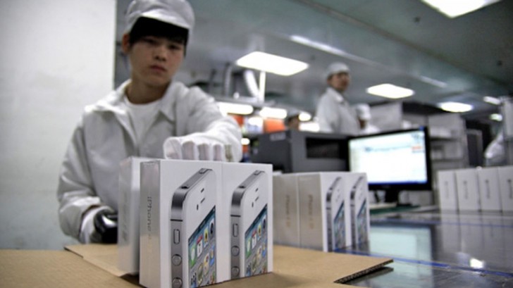 Бывший менеджер Foxconn украл почти шесть тысяч iPhone 5 и 5s