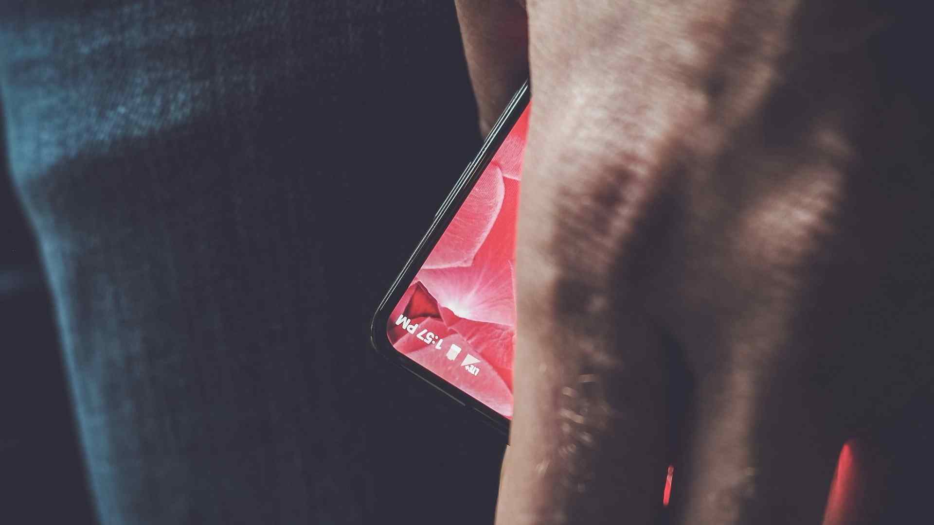 Создатель Android опубликовал тизер нового смартфона