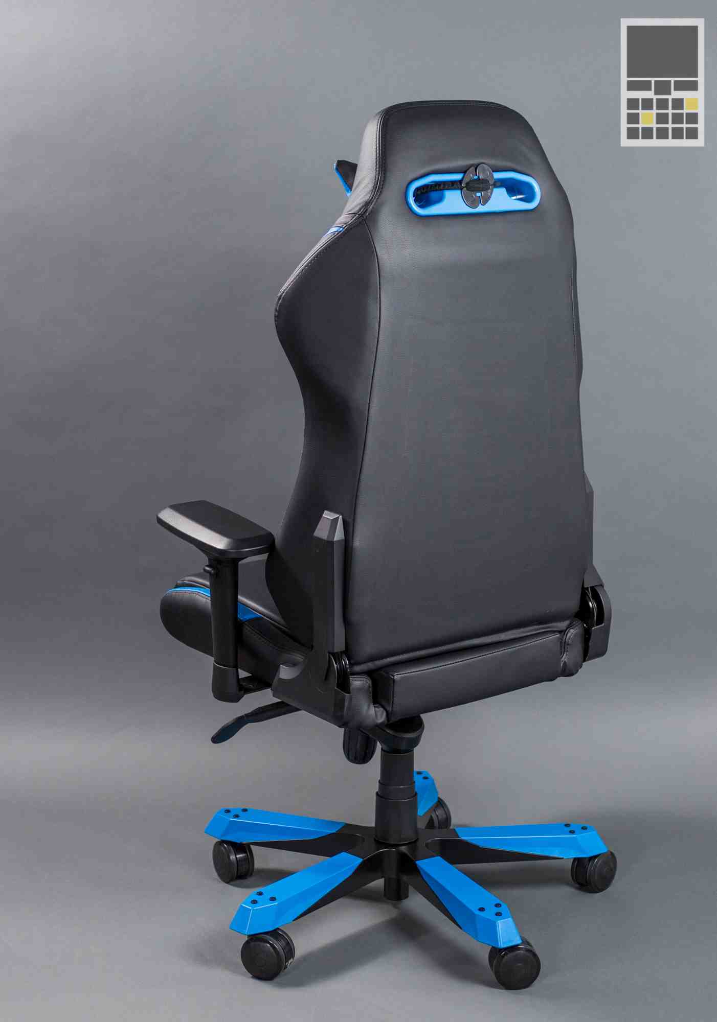 Обзор DXRacer Iron - кресло для эльфа 80-го левела