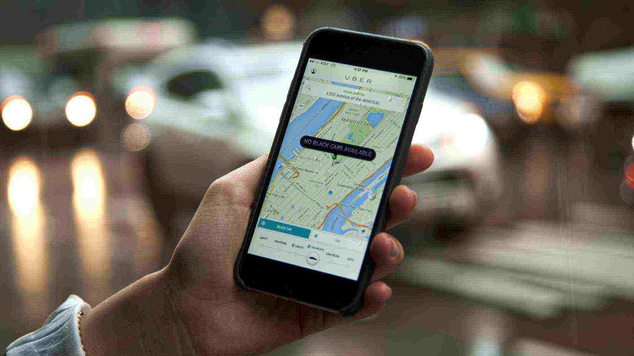 Украинцы теперь могут оставлять чаевые водителям Uber