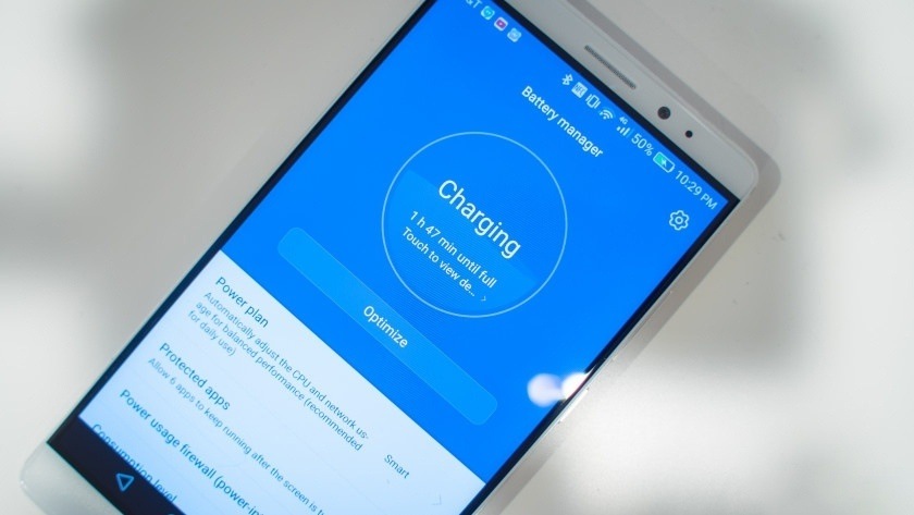 Новая технология быстрой зарядки от Huawei – 48% за 5 минут