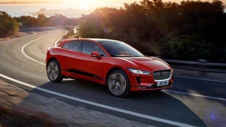 Jaguar представил электрокроссовер I-PACE 2019