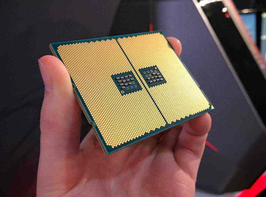 32-ядерный CPU AMD Ryzen Threadripper 2990X в тесте Cinebench R15 втрое обходит Core i9-7900X
