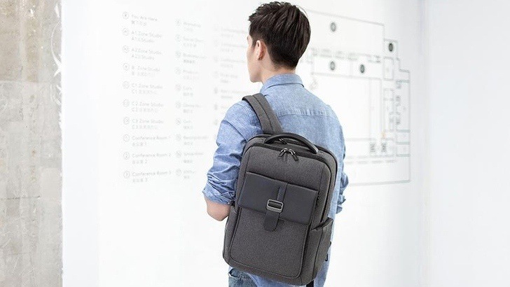 Mi Fashion Commuter Shoulder Bag – симпатичный рюкзак-трансформер от Xiaomi за $40