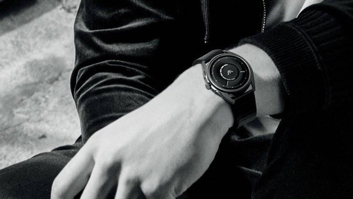 Emporio Armani показала новые смарт-часы на Wear OS