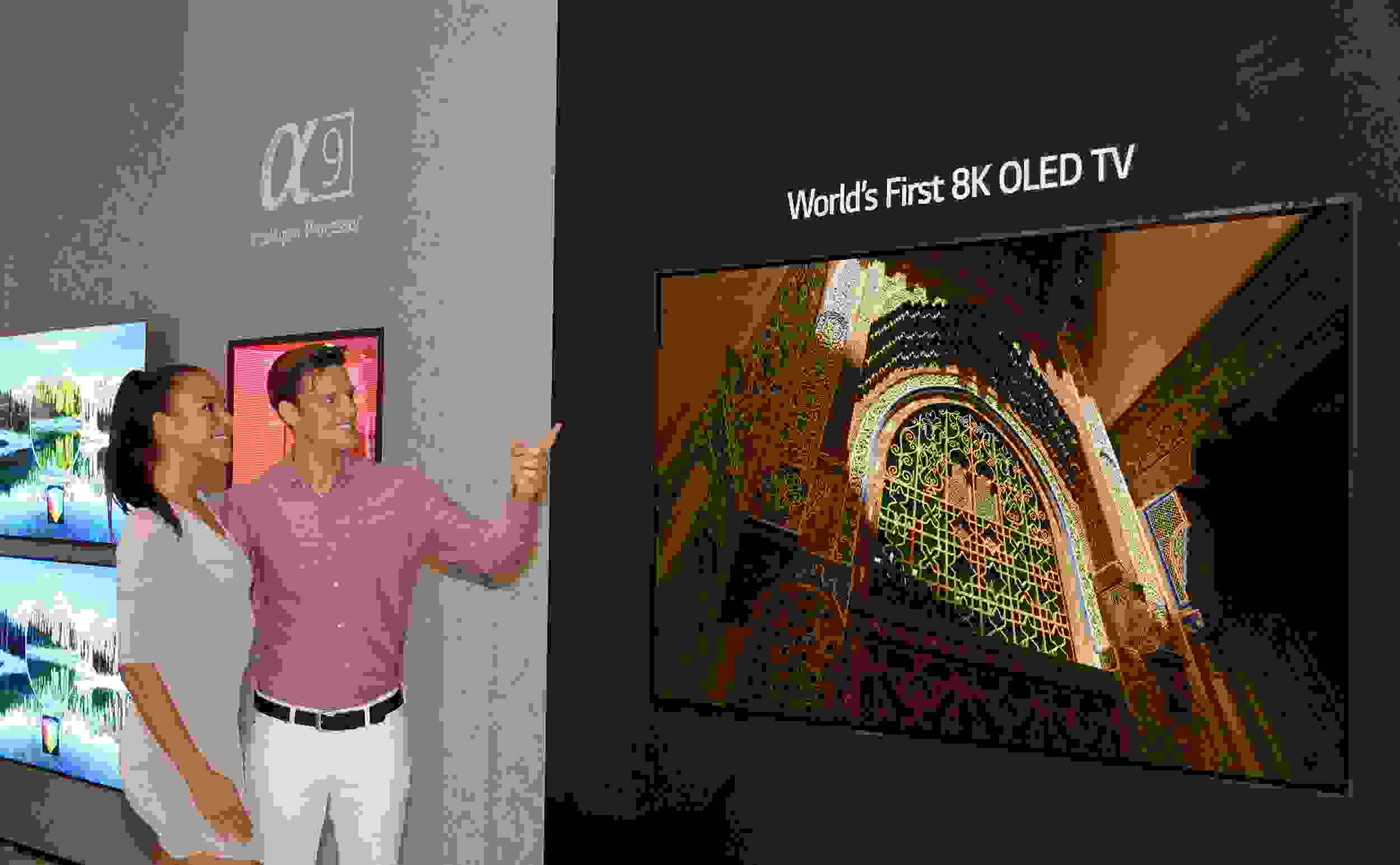 LGE_8K-OLED-TV_01