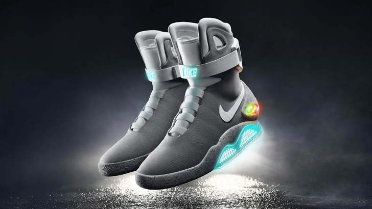 Nike может выпустить кроссовки с автоматической шнуровкой в следующем году