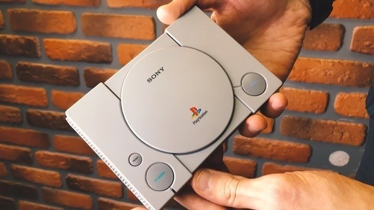 PlayStation Classic теперь можно купить почти в два раза дешевле