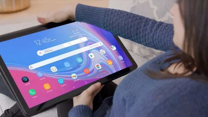 Samsung представила 17-дюймовый планшет Galaxy View 2