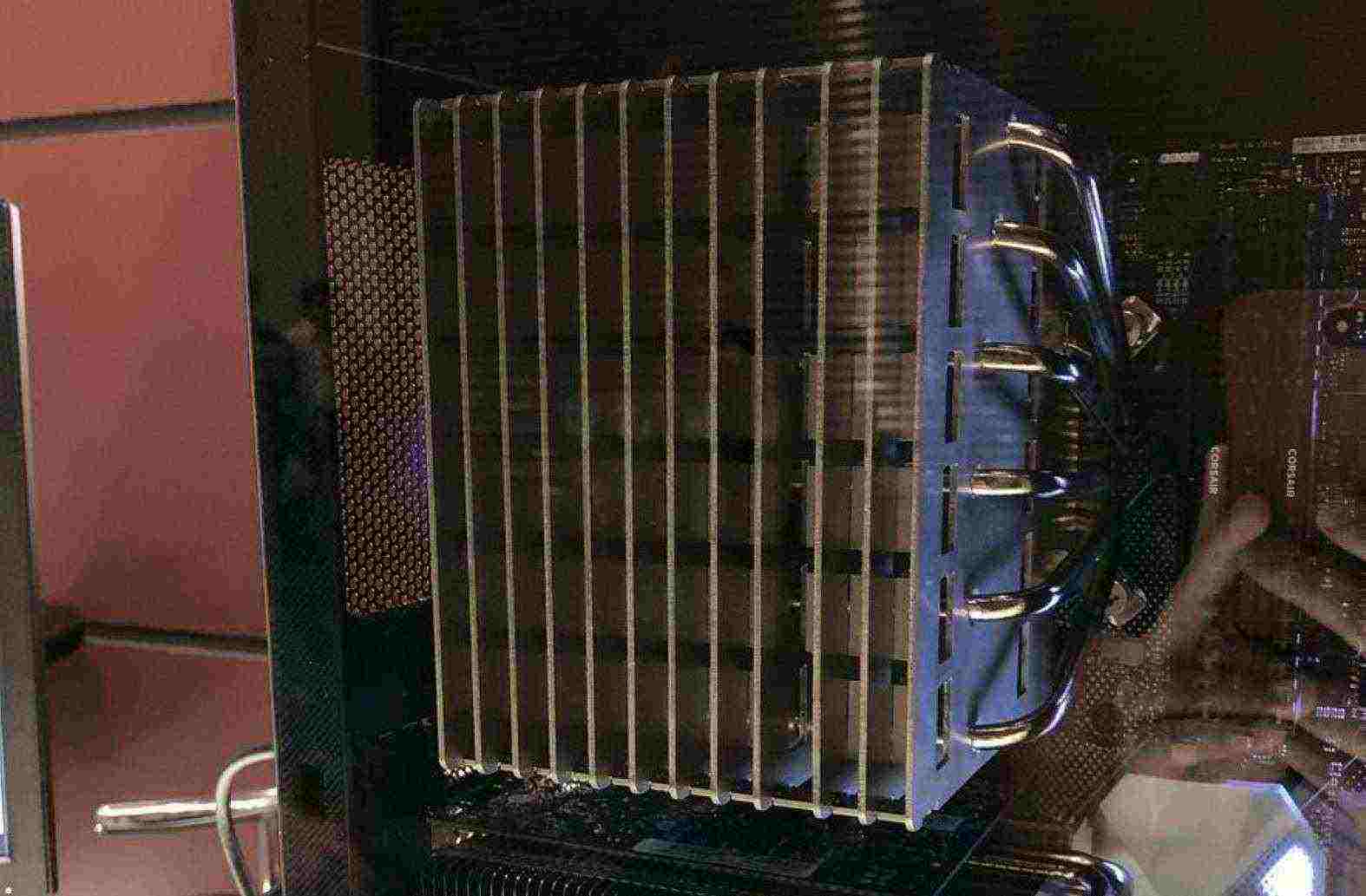 Noctua показала гигантский пассивный кулер, который может отвести от CPU до 180 Вт тепла