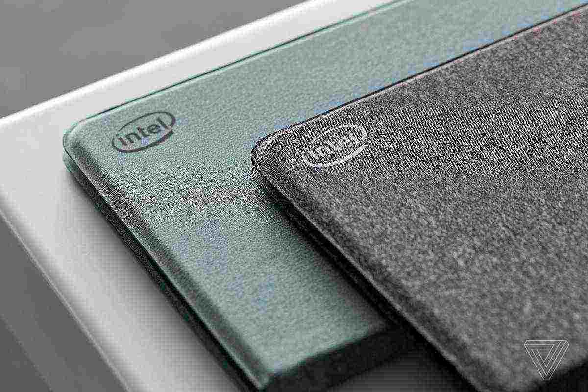 Intel Twin River — ещё один концептуальный ПК, который похож на два планшета в общем чехле