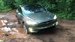 Видео дня: Tesla Model X проходит испытание офф-роудом