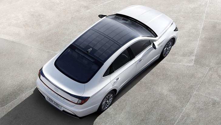 Hyundai оснастила гибридный автомобиль солнечной батареей