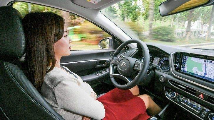 Hyundai разрабатывает систему круиз-контроля, которая будет подражать стилю езды водителя