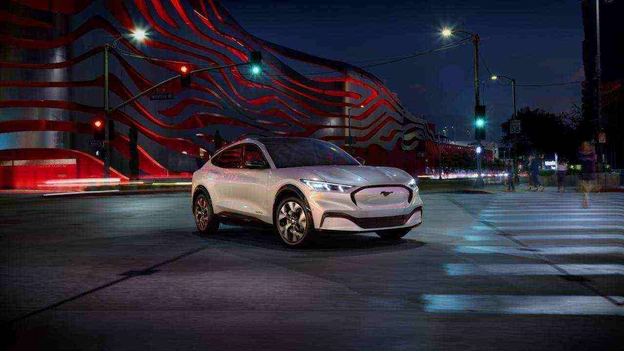 Ford Mustang Mach-E First Edition уже полностью распродан в США Ford Mustang Mach-E First Edition уже полностью распродан в США