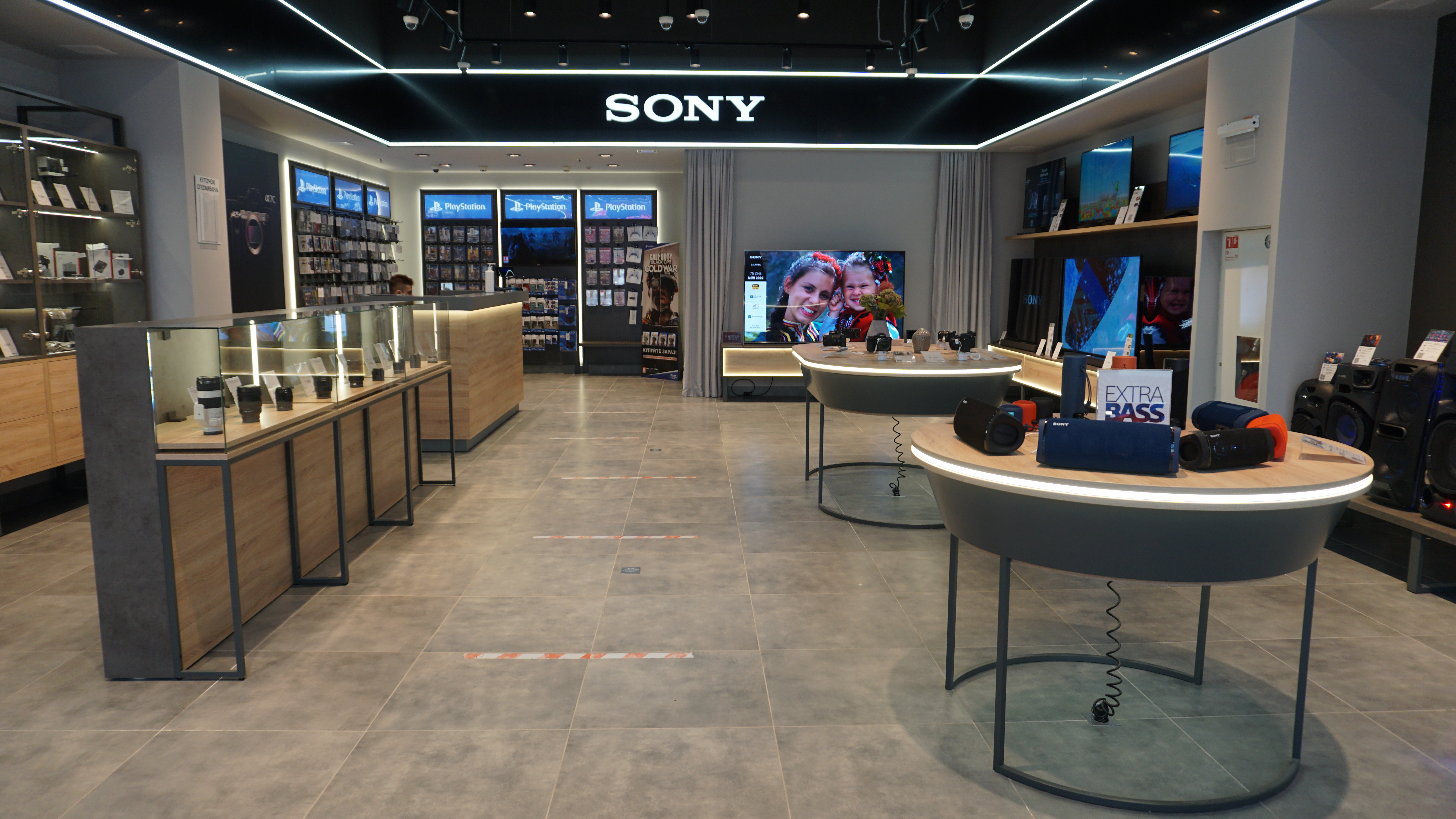 В Украине открывается первый фирменный магазин Sony