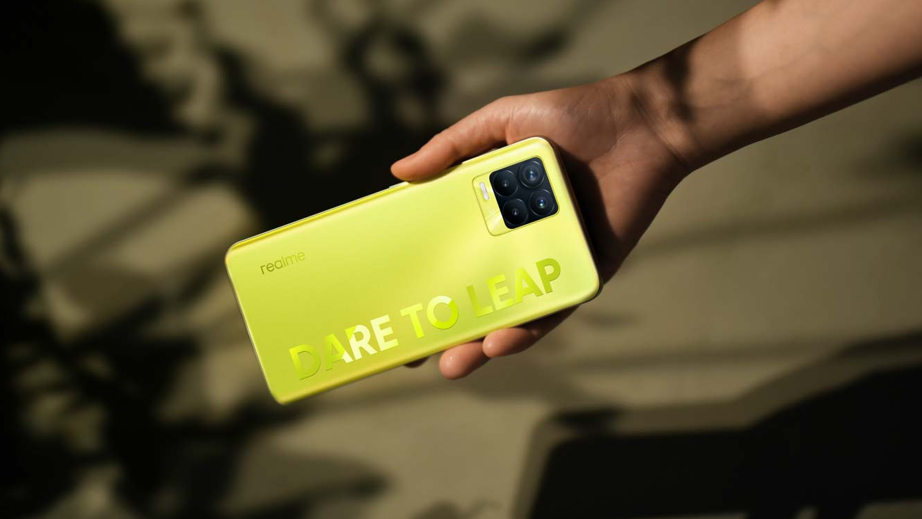Realme 8 Pro получил 108 МП камеру и ярко-желтую расцветку