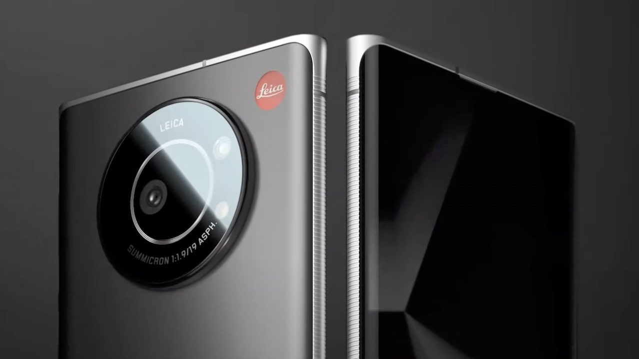 В Японии представлен первый смартфон Leica