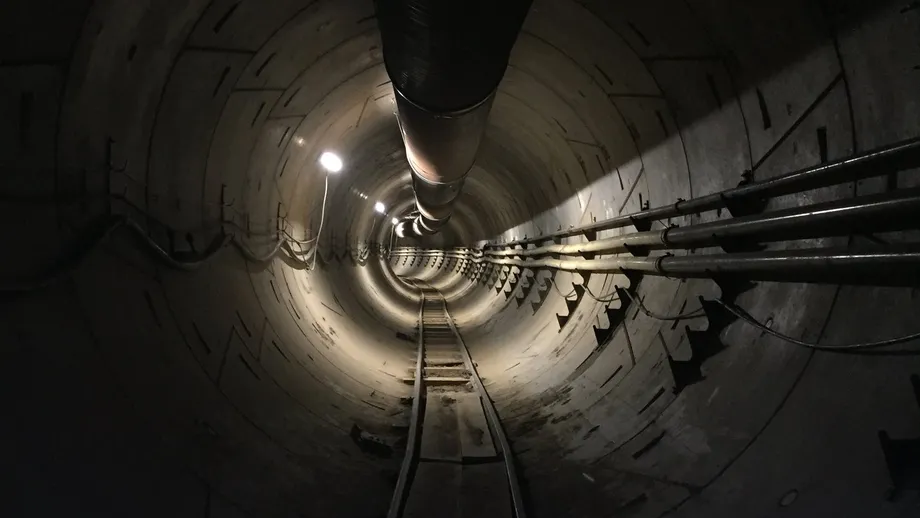 The Boring Company может начать строить тоннели для перевозки грузов
