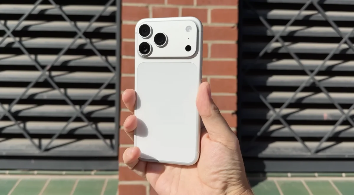 Місяць з iPhone 17 Pro Max: Очікування, реальність та чому варто обрати “меншу” версію