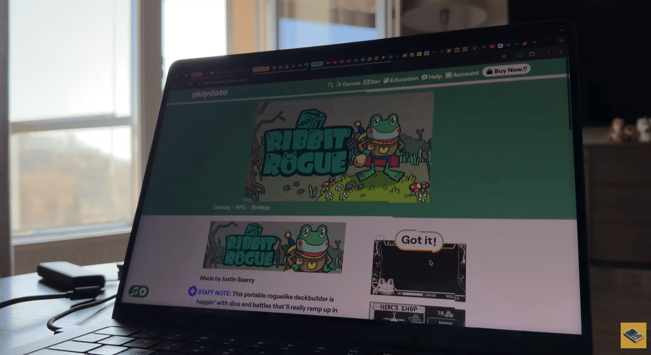 Сторінка гри Ribbit Rogue в каталозі PlayDate на екрані ноутбука — roguelike-гра з жабою-персонажем