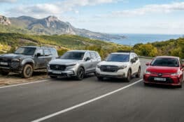 Яку машину обрати? Тест-драйв: Toyota Land Cruiser Prado, Honda CR-V, Subaru Forester та Toyota Corolla 