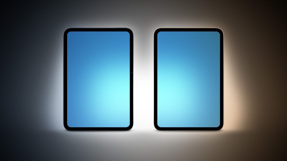 Два макети iPad mini з синіми екранами та чорними рамками, що демонструють новий дизайн з горизонтально розташованою