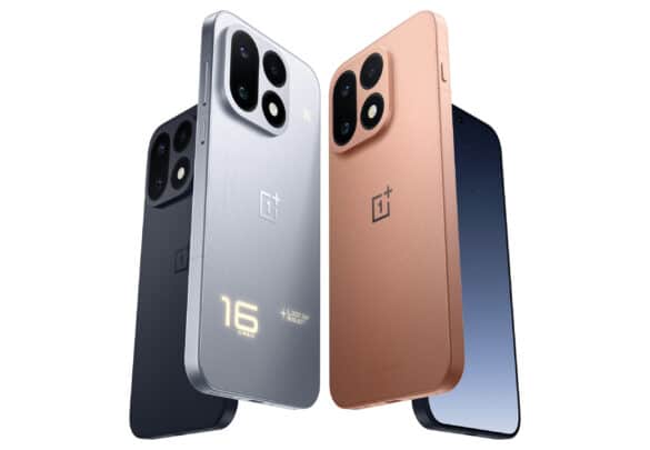 Три варіанти OnePlus 16 у чорному, срібному та коралево-рожевому кольорах, розташовані в ряд