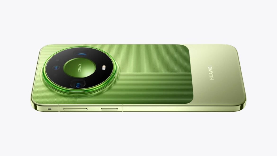 Huawei Mate 90 Pro Max у зеленому кольорі Emerald, вид ззаду з великим круглим модулем камери
