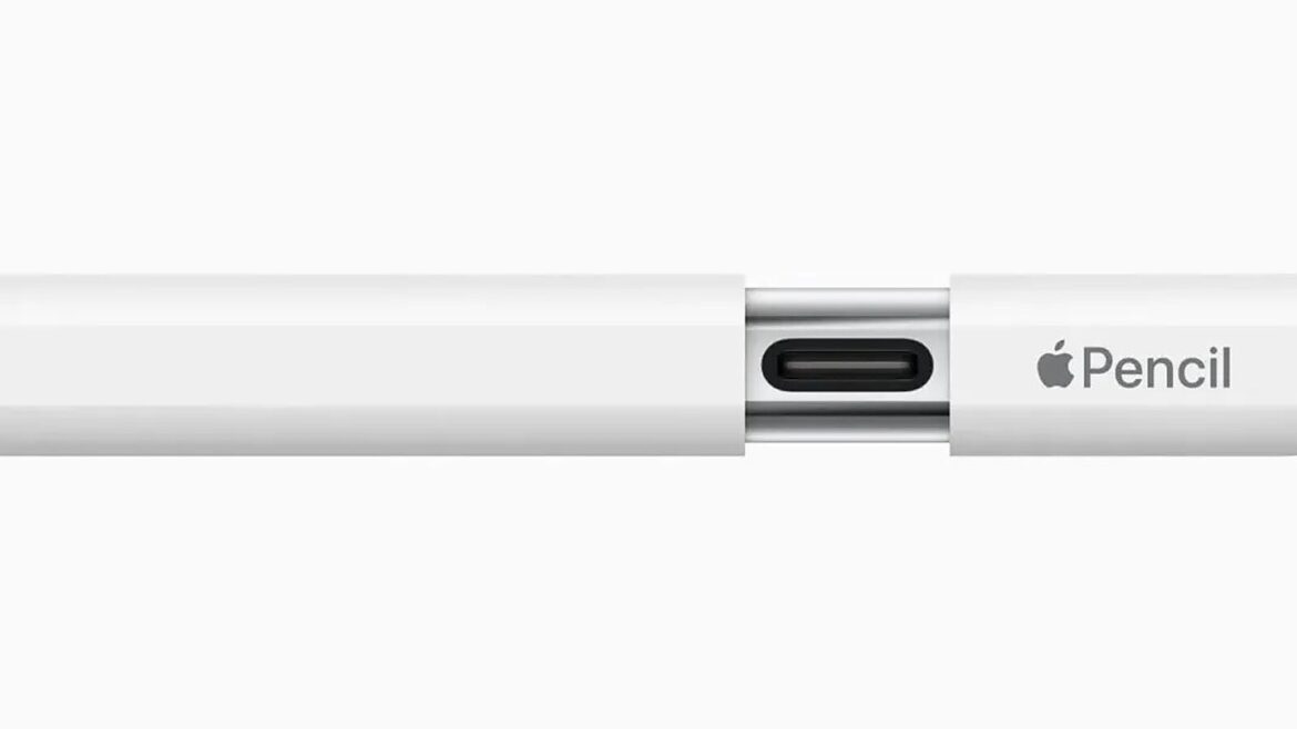 Білий стилус Apple Pencil з відкритим портом USB-C посередині на світлому тлі