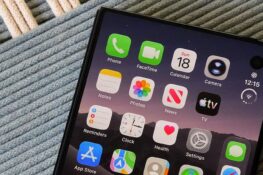 Apple публікує інструкції для iPhone Duo: шарнір, Touch ID, кейси та інше