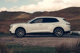 Bentley Torcal First Edition: перший електричний SUV бренду видає 876 к.с. і коштуватиме понад 268 000 доларів