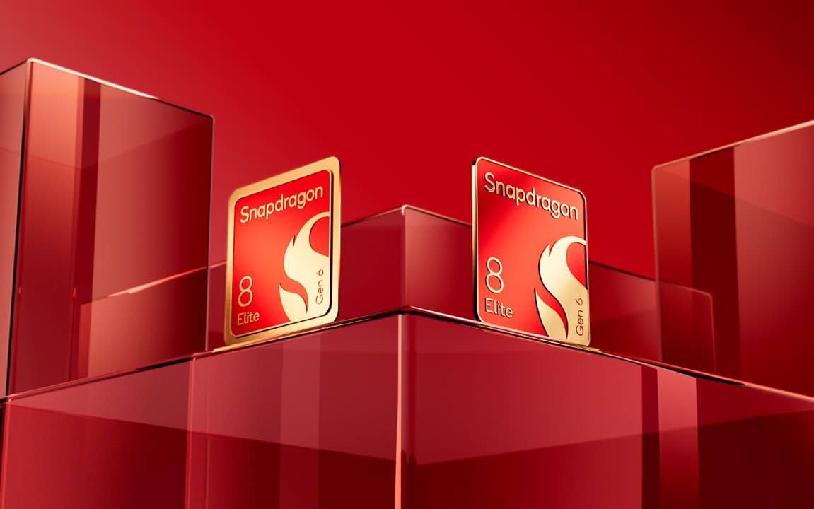 Два чіпсети Snapdragon 8 Elite на червоному фоні з підсвічуванням золотистого логотипу