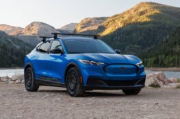 Ford Mustang Mach-E 2027: новий кузов Trail, більша батарея й нижча ціна на більшість комплектацій
