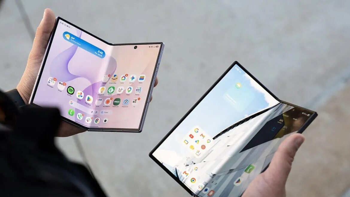 Samsung готується випустити шість складаних смартфонів у відповідь на iPhone Duo