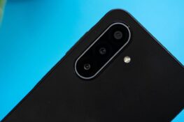 Samsung скорочує виробництво Galaxy A на 20%: 10 мільйонів пристроїв під ударом через RAMageddon